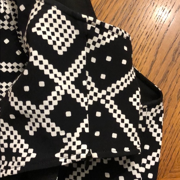 NBD Black and White Halter Crop Top - Picture 4 of 6